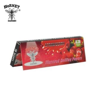 Rolling Paper Hornet Strawberry Flavored 1/4 Standard Size